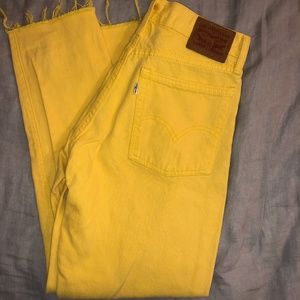 501 Cropped Levi Jeans